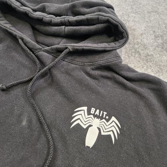 Marvel X Bait Venom Hoodie Mens 2XL Black Spider Pullover Sweatshirt Comic Book - Picture 7 of 14